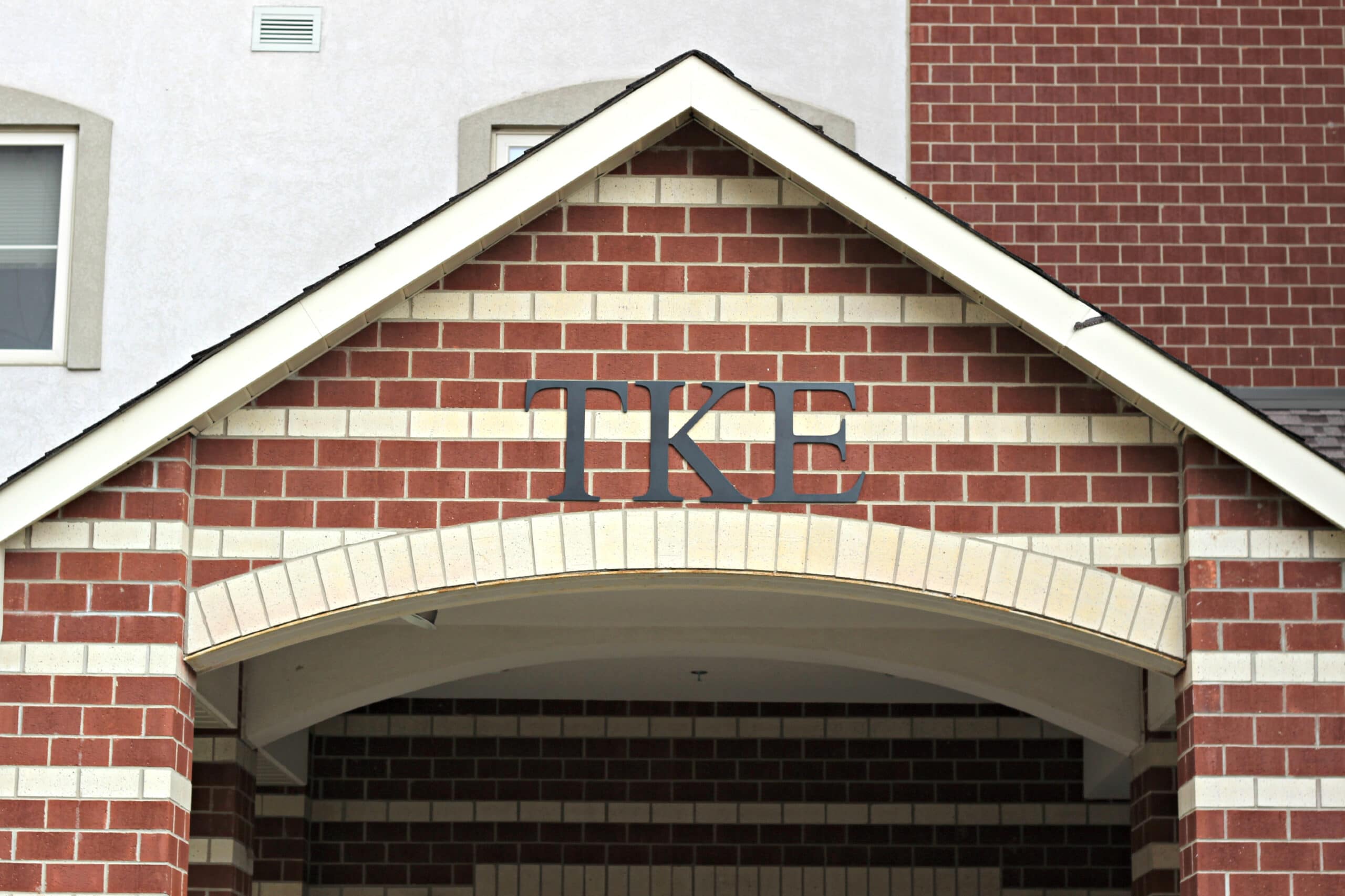 boog Inloggegevens verwijzen TKE faces hazing allegations, indefinite suspension on campus • The  Louisville Cardinal